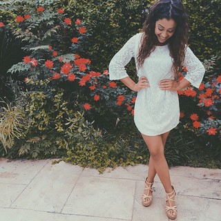 Liza Koshy feet photo thumbnail