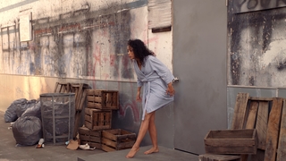 Liza Koshy feet photo thumbnail