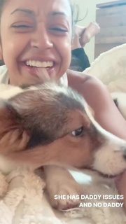 Liza Koshy feet photo thumbnail