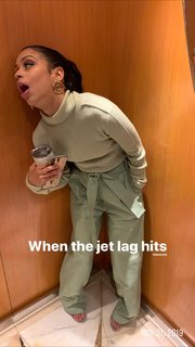Liza Koshy feet photo thumbnail
