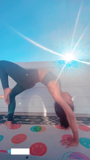 Liza Koshy feet photo thumbnail