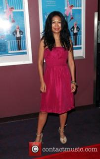Liza Lapira feet photo 5