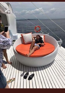 Liza Soberano feet photo thumbnail