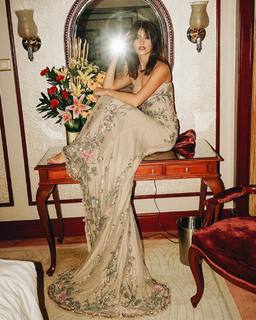 Liza Soberano feet photo thumbnail