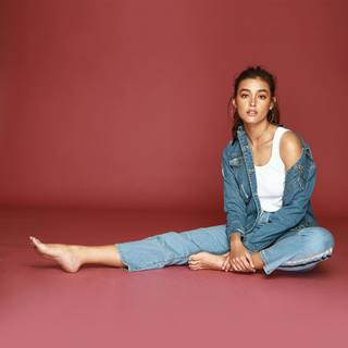 Liza Soberano feet photo thumbnail