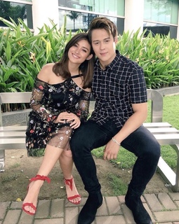 Liza Soberano feet photo thumbnail