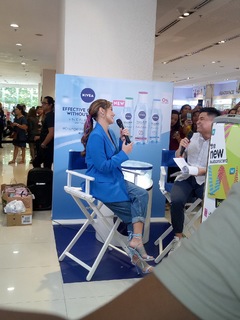 Liza Soberano feet photo thumbnail