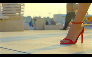 Liza Soberano feet photo thumbnail