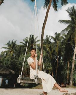 Liza Soberano feet photo thumbnail