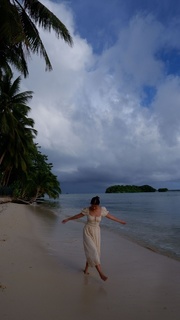 Liza Soberano feet photo thumbnail