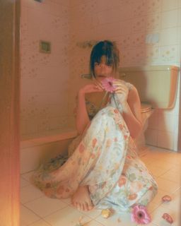 Liza Soberano feet photo thumbnail