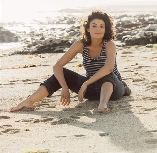 Liza Tzschirner feet photo thumbnail
