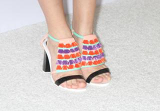 Liza Weil feet photo 2