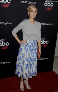 Liza Weil feet photo 15
