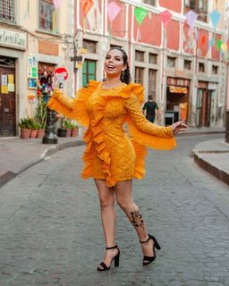 Lizbeth Rodríguez feet photo thumbnail