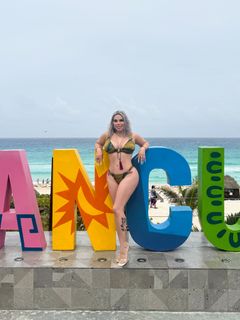 Lizbeth Rodríguez feet photo 9