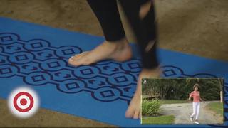 Lizzie Bassett feet photo 11