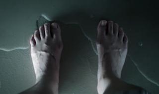 Lizzie Brocheré feet photo 1