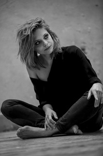 Lizzie Brocheré feet photo 16