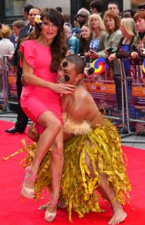 Lizzie Cundy feet photo thumbnail