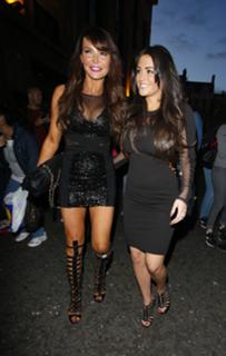 Lizzie Cundy feet photo thumbnail