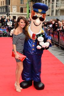 Lizzie Cundy feet photo thumbnail