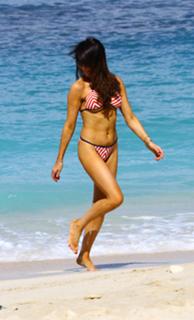 Lizzie Cundy feet photo thumbnail