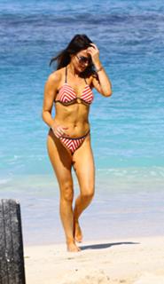 Lizzie Cundy feet photo thumbnail