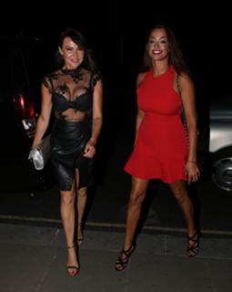 Lizzie Cundy feet photo thumbnail