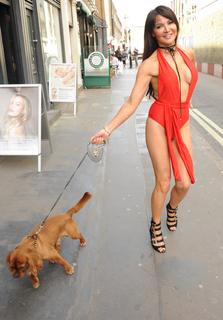 Lizzie Cundy feet photo thumbnail
