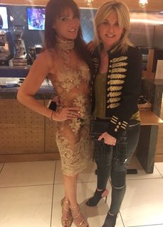Lizzie Cundy feet photo thumbnail