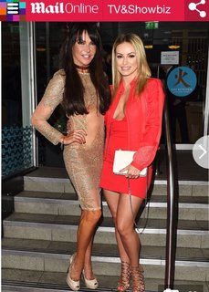 Lizzie Cundy feet photo thumbnail