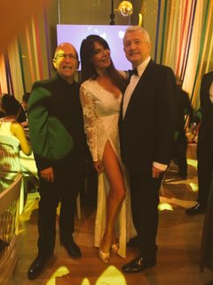 Lizzie Cundy feet photo thumbnail