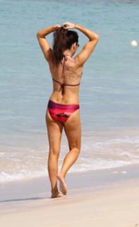 Lizzie Cundy feet photo thumbnail