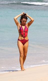 Lizzie Cundy feet photo thumbnail