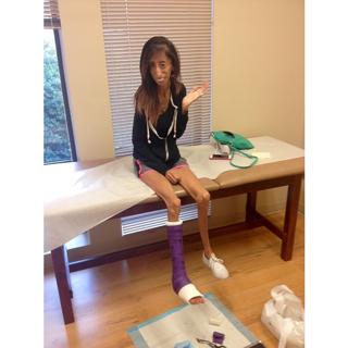 Lizzie Velasquez feet photo 9