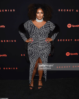 Lizzo feet photo thumbnail