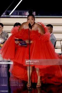 Lizzo feet photo thumbnail