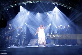 Lizzo feet photo thumbnail