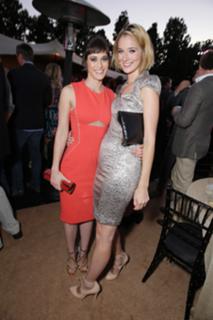 Lizzy Caplan feet photo thumbnail