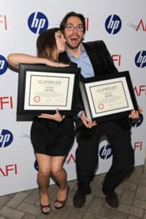Lizzy Caplan feet photo thumbnail