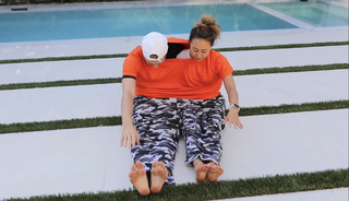 Lizzy Capri feet photo 9