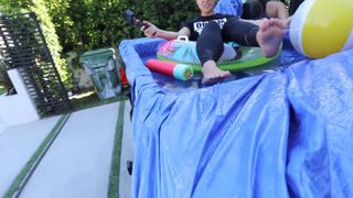 Lizzy Capri feet photo 6