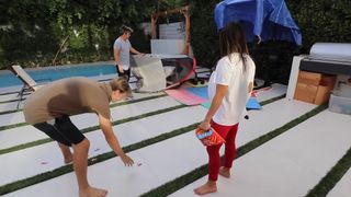Lizzy Capri feet photo 6