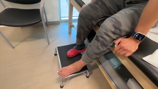 Lizzy Capri feet photo 10