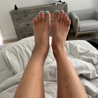 Lizzy Capri feet photo 7