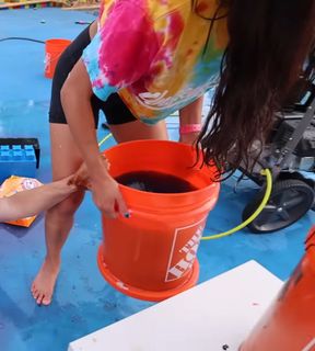 Lizzy Capri feet photo 6