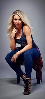 Lizzy Musi feet photo 13
