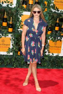 Lo Bosworth feet photo 18