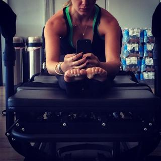Lo Bosworth feet photo 14